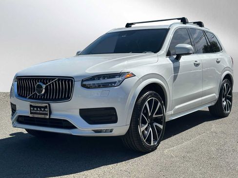 Used 2022 Volvo XC90 T6 Momentum w/ Advanced Package AWD/4WD image 7