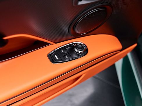 Used 2023 Aston Martin DBS Coupe RWD image 49