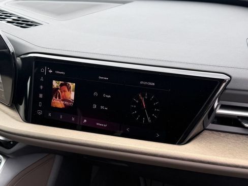 Certified 2025 Audi Q5 Prestige AWD/4WD image 14