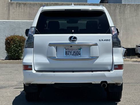 Certified 2022 Lexus GX 460 Premium w/ Premium Plus Package AWD/4WD image 8
