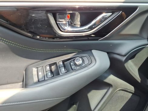 Used 2025 Subaru Outback Onyx Edition AWD/4WD image 12