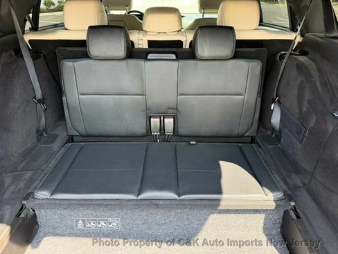 Used 2018 Mercedes-Benz E 400 4MATIC Wagon w/ Premium 2 Package (Q02) image 16