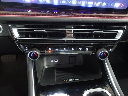 Used 2024 Chevrolet Traverse RS w/ LPO, Floor Liner Package image 16