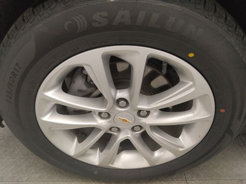 Used 2024 Chevrolet TrailBlazer LS w/ LS Convenience Package FWD image 31