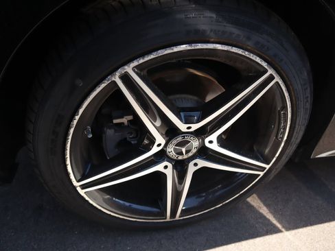 Used 2018 Mercedes-Benz C 300 Coupe image 16