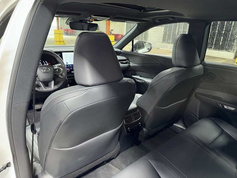 Used 2024 Lexus RX 350 Premium w/ Accessory Package (Z1) AWD/4WD image 29