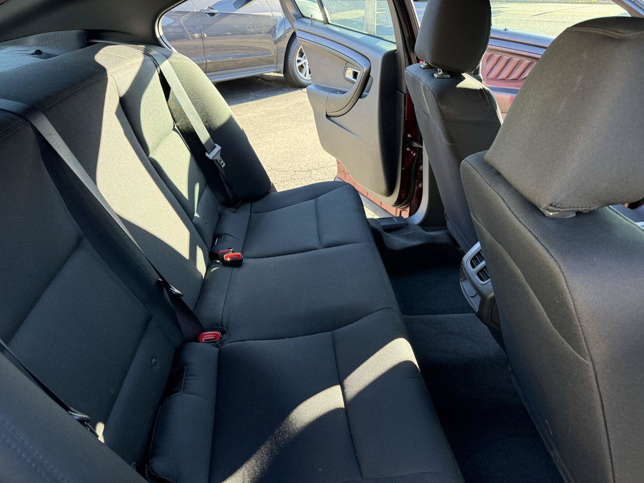 Used 2015 Ford Taurus Police Interceptor FWD image 20