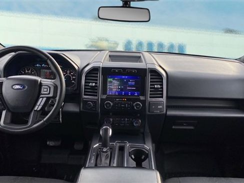 Used 2020 Ford F150 XLT w/ Equipment Group 302A Luxury image 15