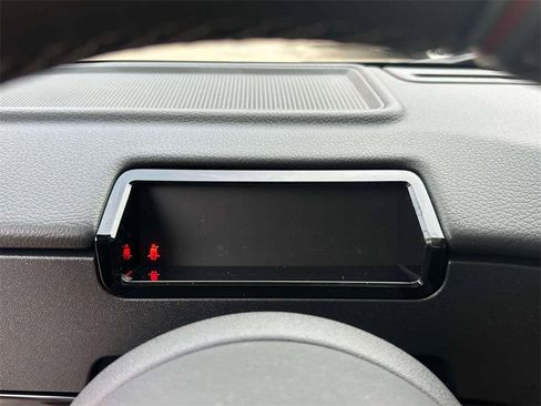 Used 2025 INEOS Grenadier Fieldmaster Edition image 24