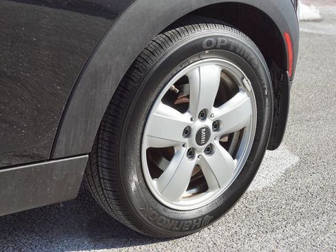 Used 2017 MINI Cooper 2-Door Hardtop image 13