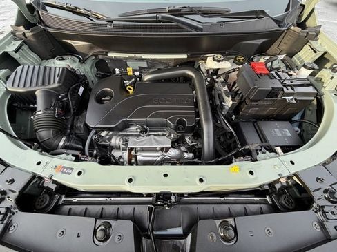 Certified 2025 Chevrolet Equinox LT w/ Safety and Technology Package image 20