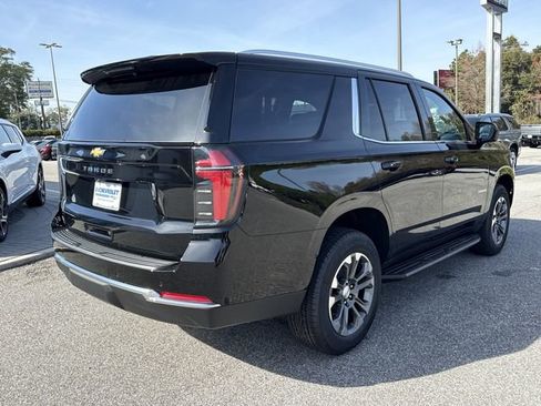 New 2026 Chevrolet Tahoe LS image 3