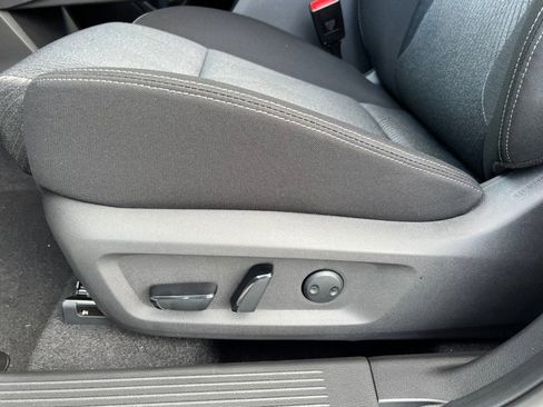 New 2026 Nissan Rogue SV image 8