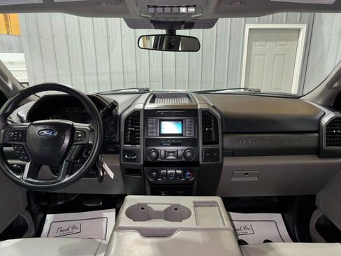 Used 2020 Ford F250 XL w/ Power Equipment Group image 17