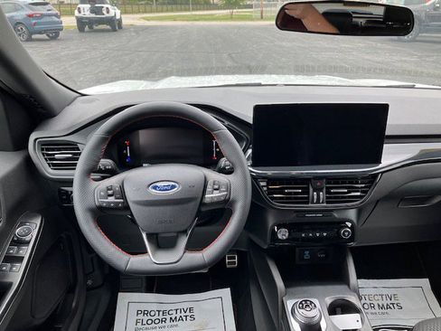 Used 2023 Ford Escape ST-Line w/ Tech Pack #1 image 19