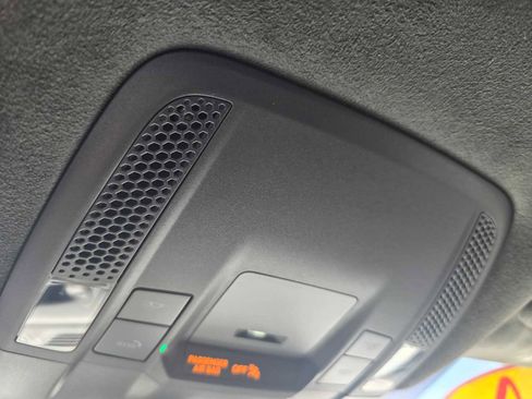 Used 2024 Porsche Taycan Turbo image 34