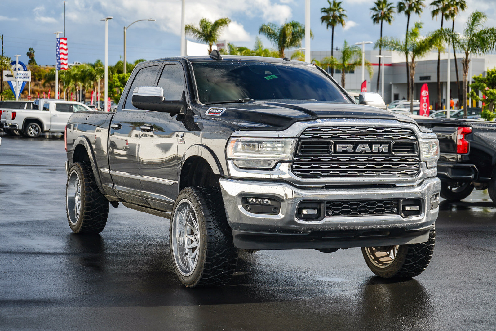 Used 2022 RAM 2500 Limited AWD/4WD image 3