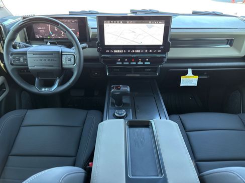 New 2026 GMC Hummer EV SUV image 2