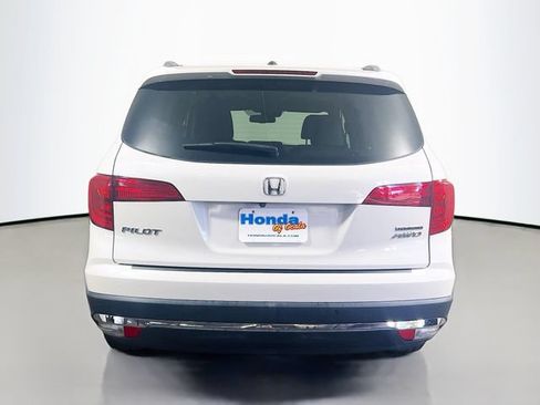 Used 2017 Honda Pilot Touring image 23
