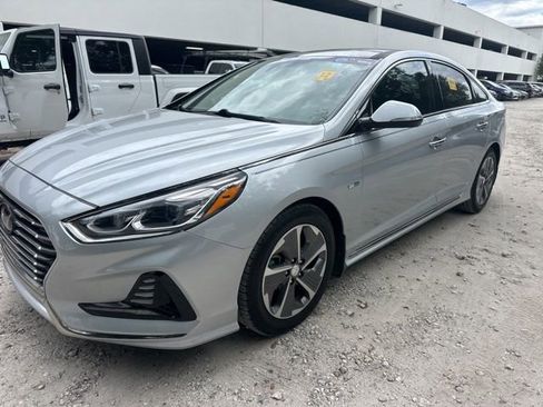 Used 2018 Hyundai Sonata Limited w/ Ultimate Package 02 image 7