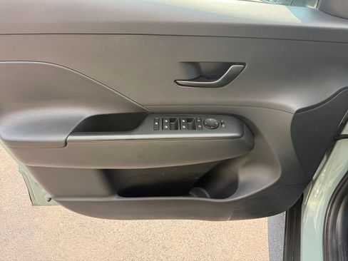Used 2025 Hyundai Kona SEL AWD/4WD image 27