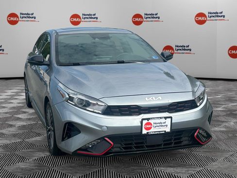 Used 2023 Kia Forte GT-Line w/ GT-Line Premium Package FWD image 7