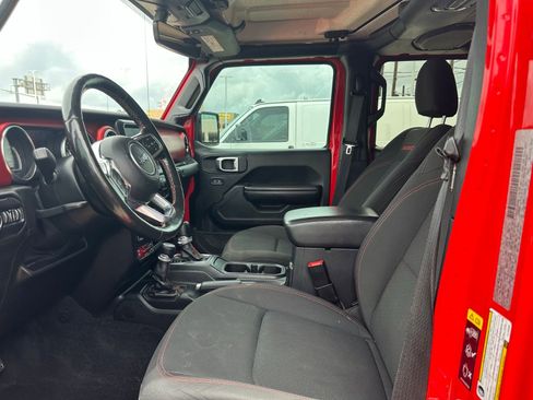 Used 2020 Jeep Gladiator Rubicon AWD/4WD image 3