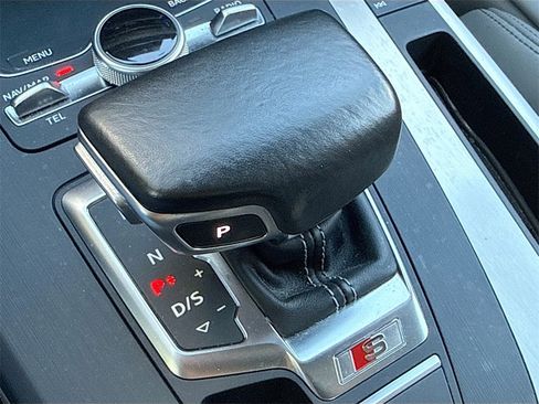 Used 2018 Audi SQ5 Prestige image 18