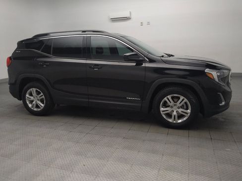 Used 2018 GMC Terrain SLE w/ Driver Convenience Package FWD image 11