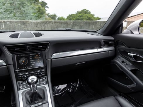 Used 2013 Porsche 911 Carrera RWD image 48
