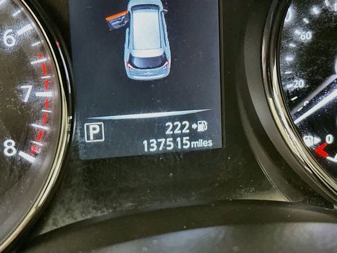Used 2017 Nissan Rogue SV FWD image 20