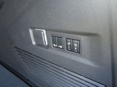 New 2026 GMC Yukon XL Elevation w/ Elevation Premium Package image 14