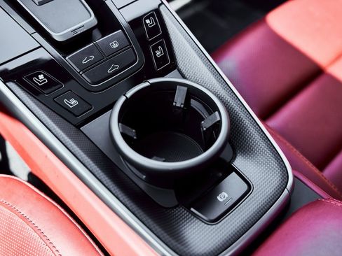 Used 2021 Porsche 911 Turbo S image 60