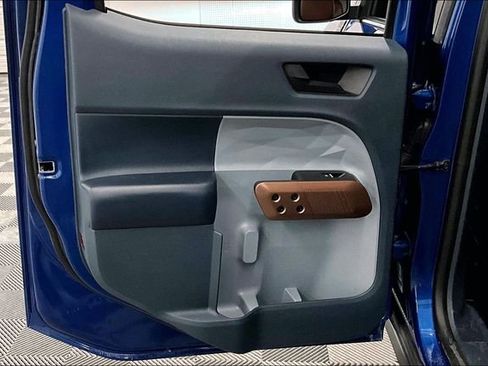 Used 2023 Ford Maverick Lariat w/ Lariat Luxury Package image 20