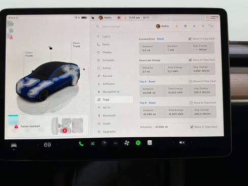 Used 2022 Tesla Model Y Performance AWD/4WD image 26