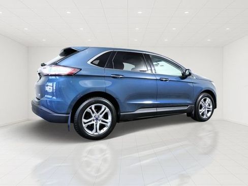 Used 2016 Ford Edge Titanium w/ Technology Package AWD/4WD image 6