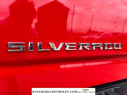Used 2024 Chevrolet Silverado 2500 LTZ w/ LTZ Premium Package AWD/4WD image 45