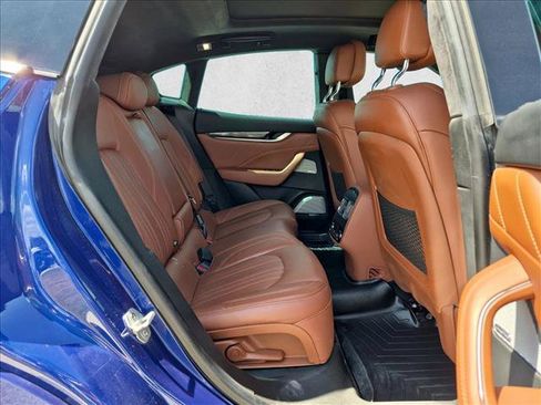 Used 2019 Maserati Levante S GranLusso AWD/4WD image 19