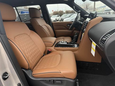 Used 2023 INFINITI QX80 Sensory w/ Cargo Package image 26