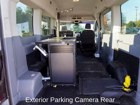 Used 2019 Ford Transit 150 XLT image 7