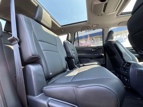 Used 2022 Honda Pilot Elite image 13