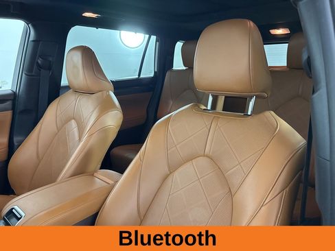 Used 2022 Toyota Highlander Platinum image 14