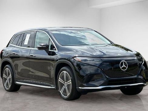 Used 2023 Mercedes-Benz EQS 450+ 4MATIC SUV image 8