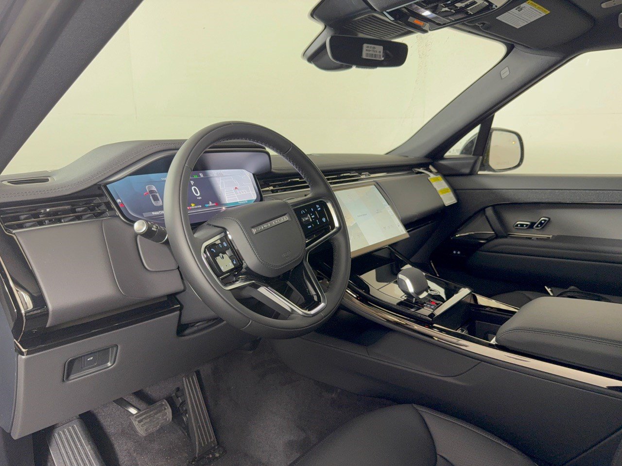 New 2027 Land Rover Range Rover Sport SE AWD/4WD image 4
