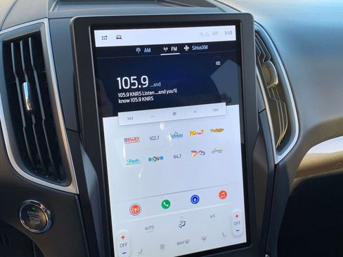 Used 2024 Ford Edge SEL image 21