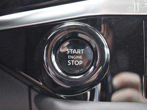 New 2026 Nissan Pathfinder SV image 11