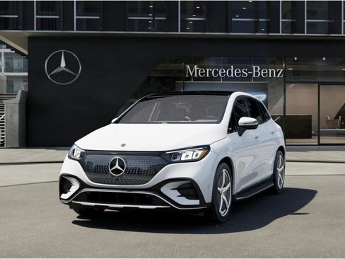 New 2026 Mercedes-Benz EQE 320 4MATIC SUV image 39