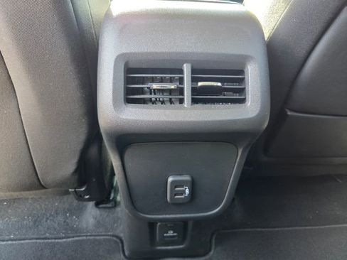 Used 2022 GMC Terrain SLE w/ Driver Convenience Package FWD image 13