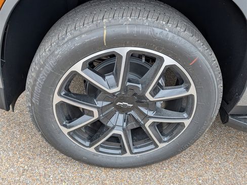 New 2026 Chevrolet Suburban RST w/ Comfort Package image 28