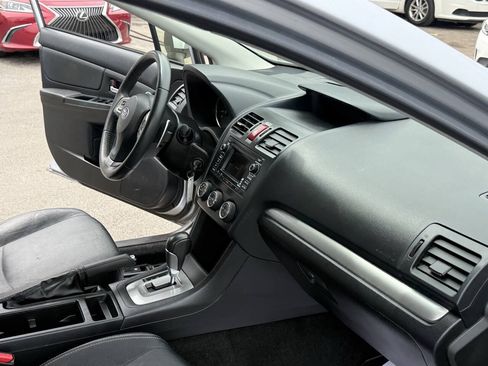 Used 2014 Subaru Crosstrek 2.0i Limited AWD/4WD image 11